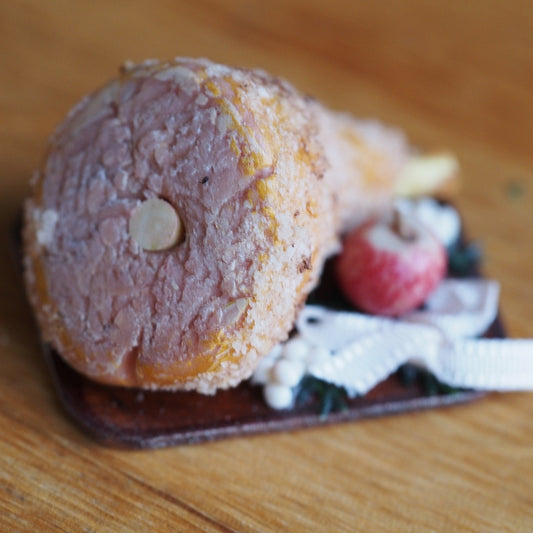 Joulukinkku potkalla